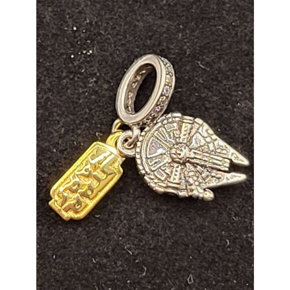 Star Wars Millennium Falcon Charm - Picture 5 of 6